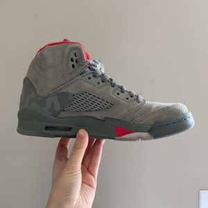 AJ 5 retro - big kid’s 5.5/women 7.5
